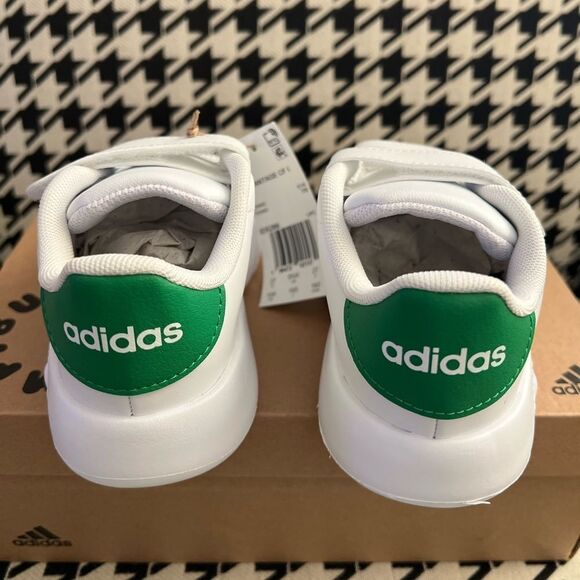 Adidas Advantage Toddler Shoe- Size 10K - Picture 5 of 8